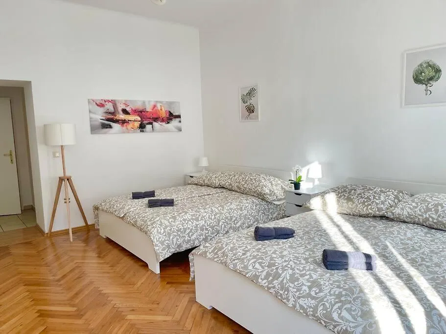 Sunny & Calm Stylish Flat Apartment Vienna
