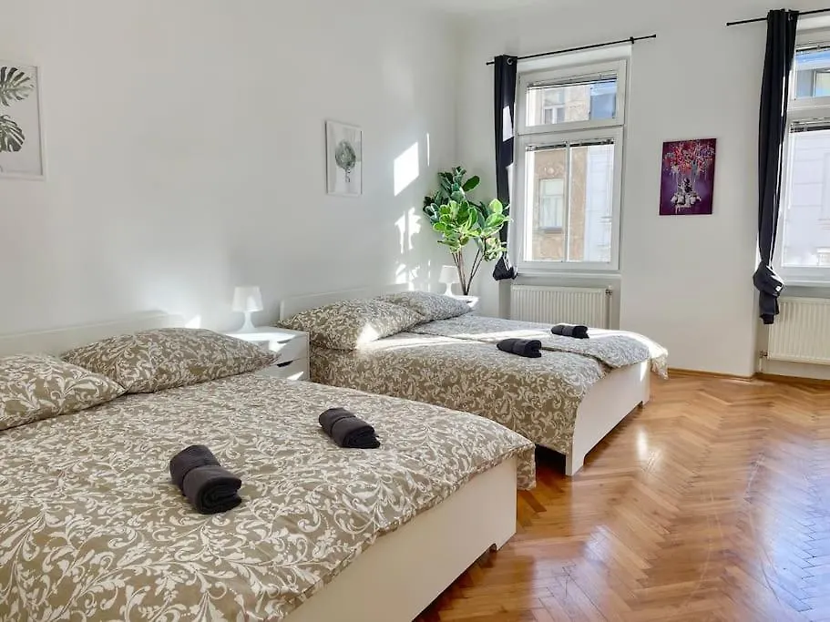 Sunny & Calm Stylish Flat Apartment Vienna 0*,  Austria